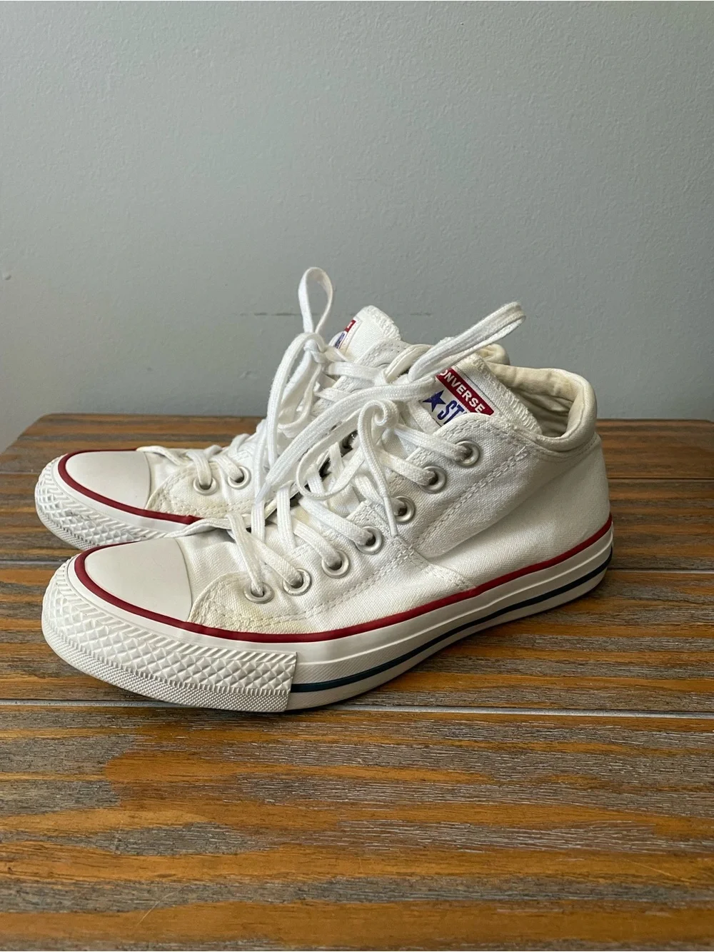 Converse Chuck Taylor All Star Madison - women’s size 6.5